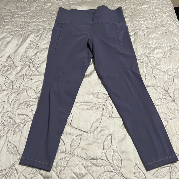 Athleta Salutation Stash Leggings - Picture 8 of 11